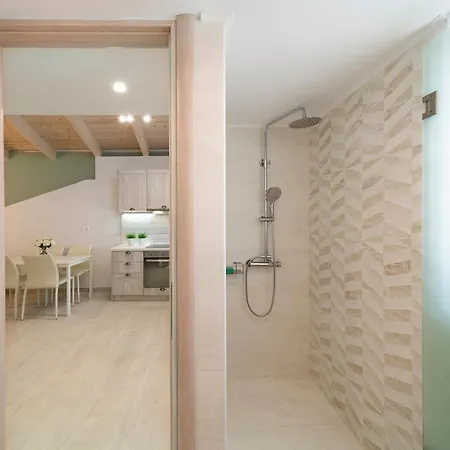 Apartament Feels Like